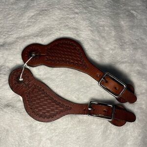Spur Straps